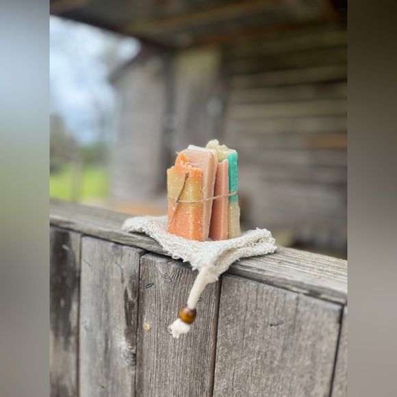 Handcrafted, my Me ❤️ Sisal Bag with Soap Ends. Variety pack. - Picture 3 of 3